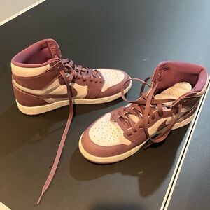 Nike High Top Air Jordan Men's Sneakers in Maroon and Cream